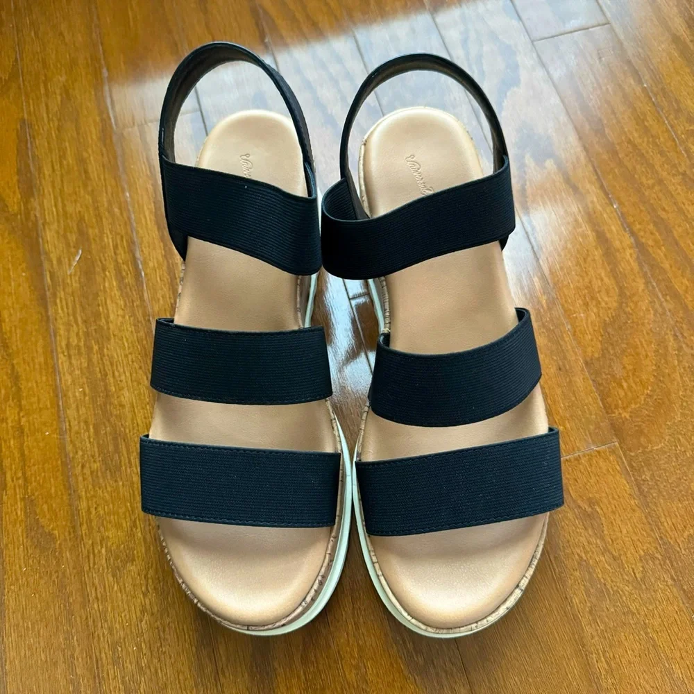 Universal Thread Benni Platform Sandal - Picture 4 of 9